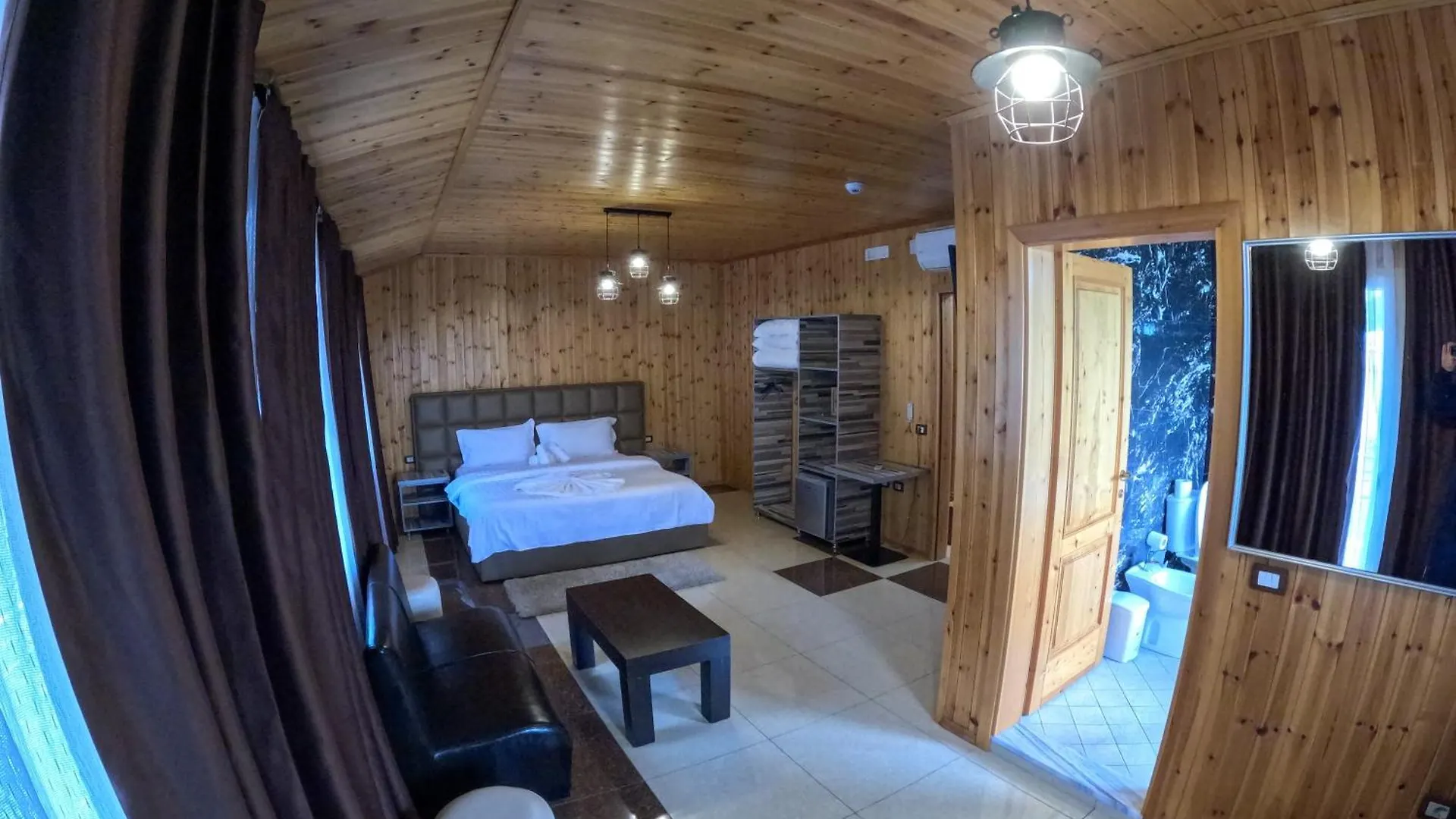 Buna Park Hotel Berdic e Siperme 4*,  Albania