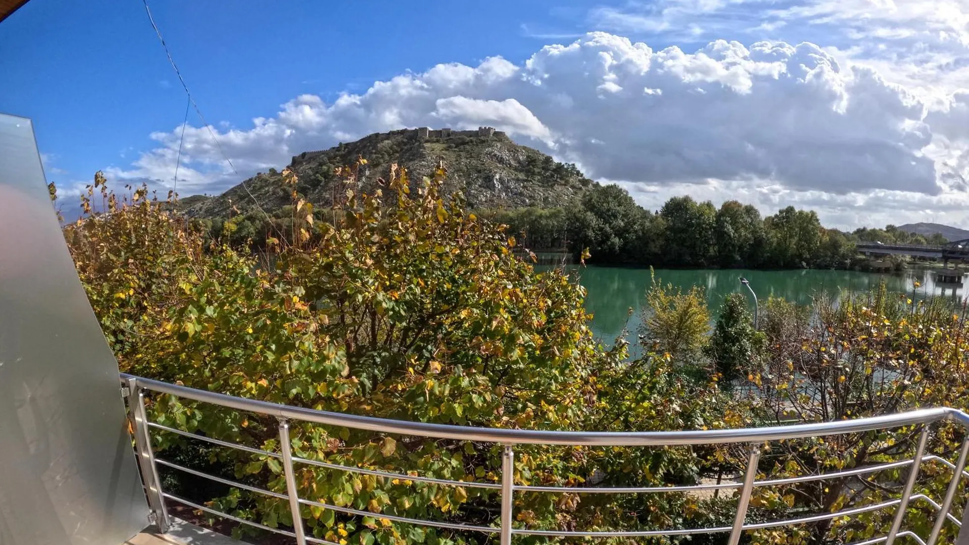 Buna Park Hotel Berdic e Siperme 4*,  Albania